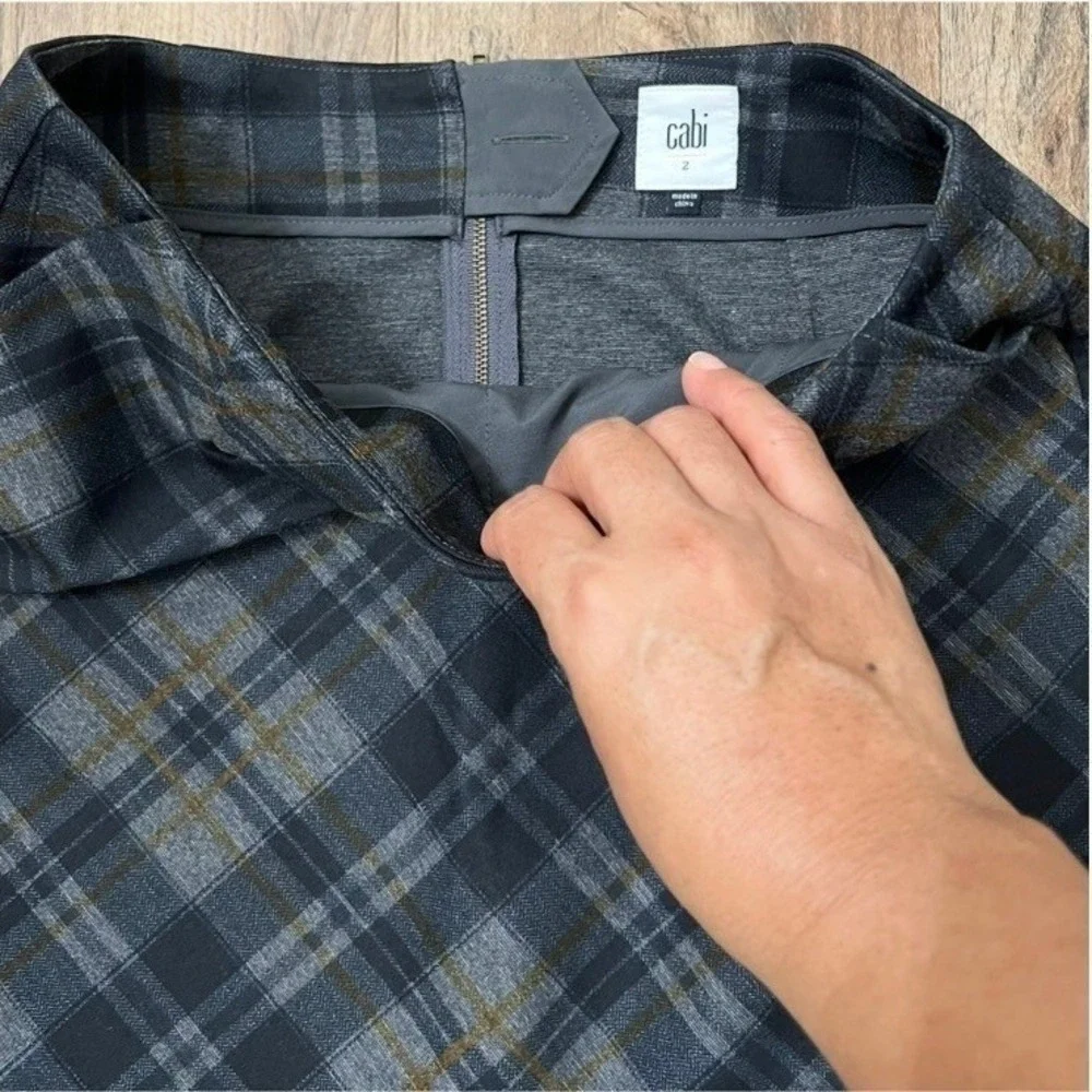 Cabi Women's Plaid Skirt Career Pencil Skirt Professional Office Wear Size 2‎